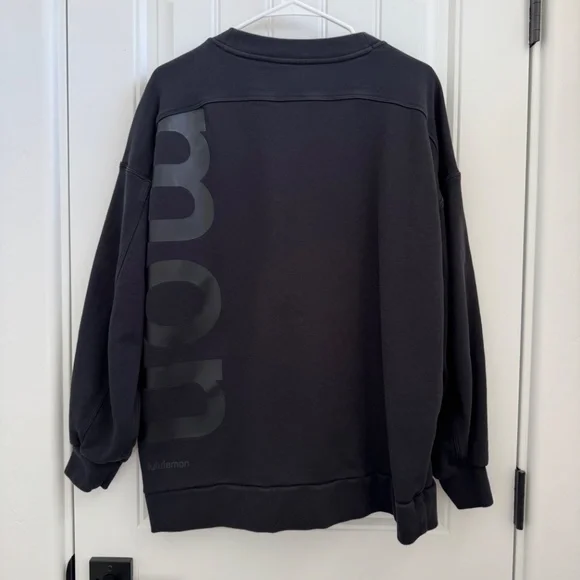 Lululemon / Perfectly Oversized Crew *Logo / Black / Size 10 - Picture 2 of 6